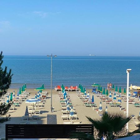 Rumar Hotel Дуррес Экстерьер фото