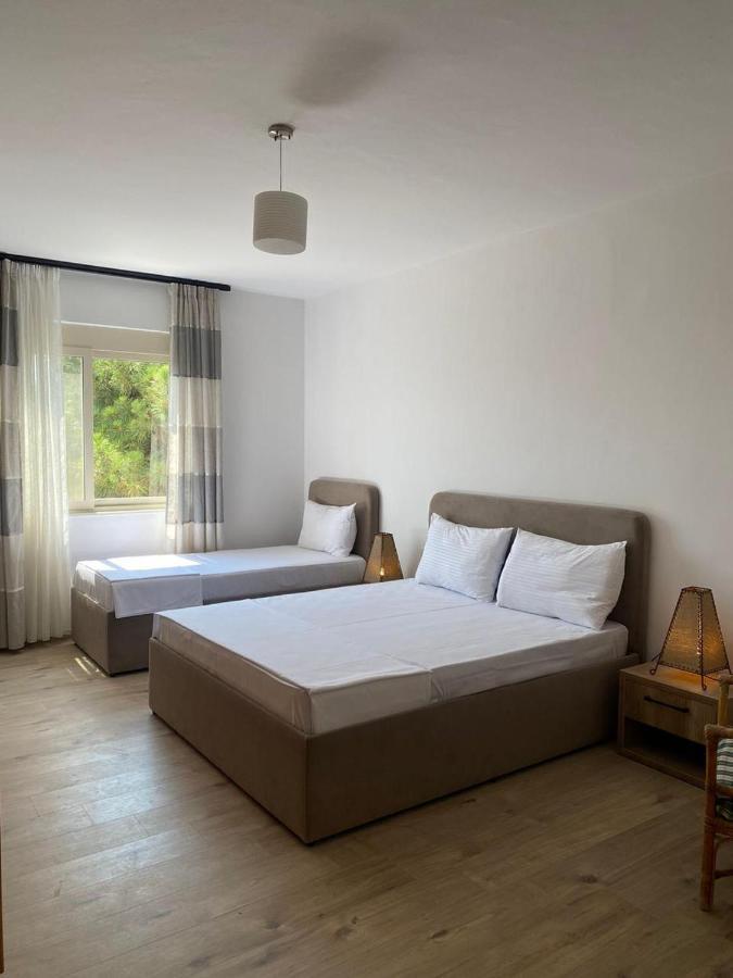 Rumar Hotel Дуррес Экстерьер фото