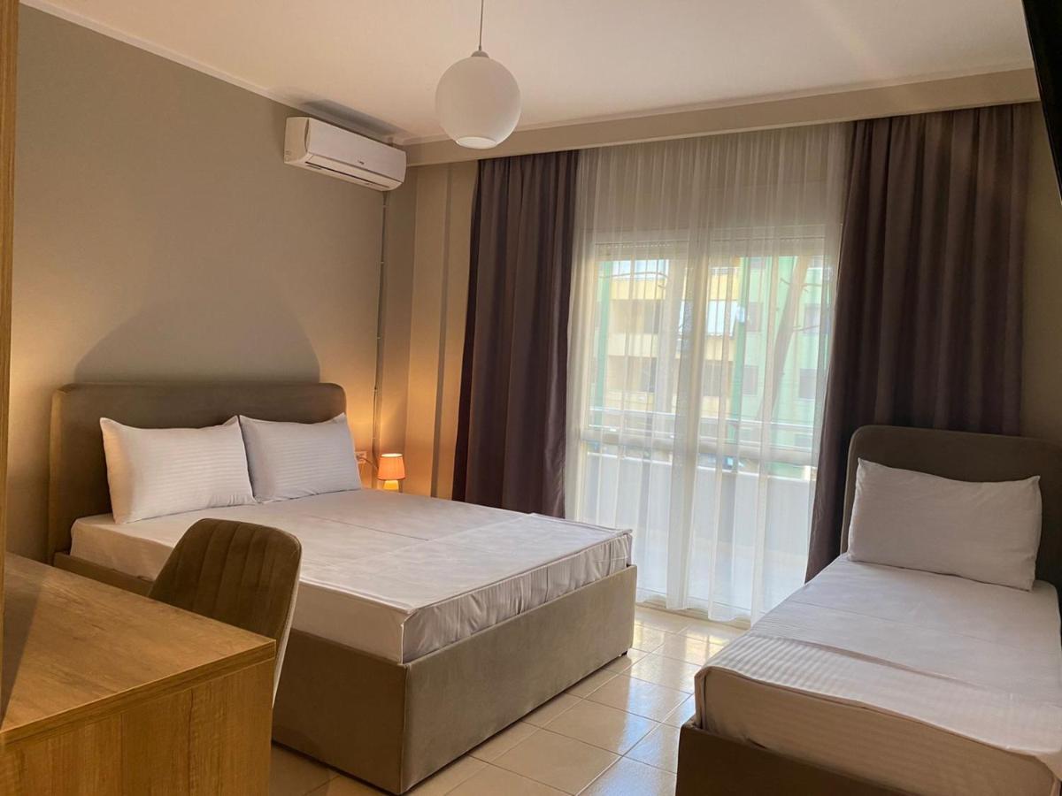 Rumar Hotel Дуррес Экстерьер фото